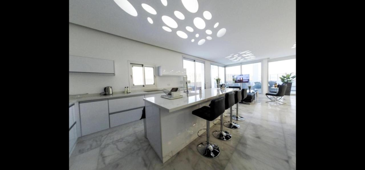 Villa Royal Comfort - Top Holiday Resort Heated Pool & Jucuzzi 엘라트 외부 사진