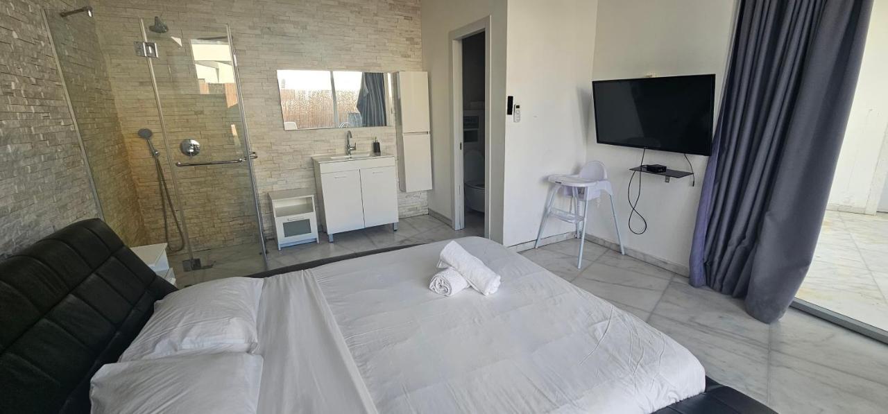 Villa Royal Comfort - Top Holiday Resort Heated Pool & Jucuzzi 엘라트 외부 사진